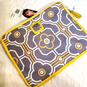 Brighton Moxie Lane iPod Case